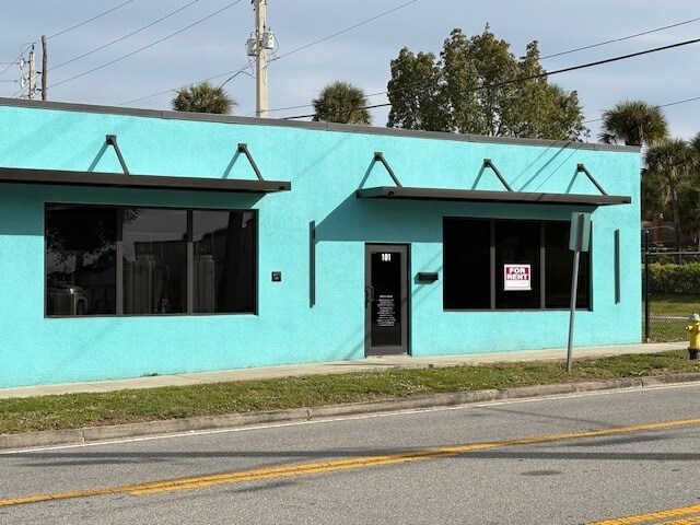 238 Peachtree St, Cocoa, FL à louer - Photo de l’immeuble – Image 3 sur 11