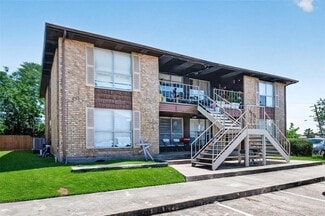 Plus de détails pour 4029 Briar Hollow Dr, Dickinson, TX - Logement à vendre