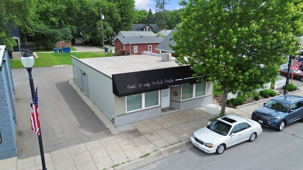 1719 Mainstreet, Hopkins, MN à vendre - Photo de l’immeuble – Image 1 sur 19