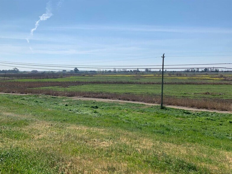 525-575 Brannan Island Rd, Isleton, CA à vendre - Photo de l’immeuble – Image 3 sur 4