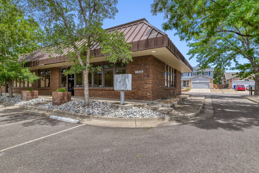 3669 S Huron St, Englewood, CO à vendre - Photo de l’immeuble – Image 2 sur 5