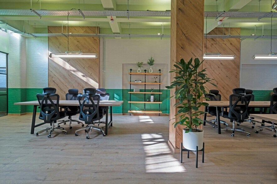 2-20 Scrutton St, Londres à louer - Photo de l’immeuble – Image 3 sur 52