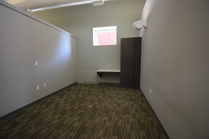 208 Parkinson St, Normal, IL à louer - Photo de l’immeuble – Image 3 sur 10