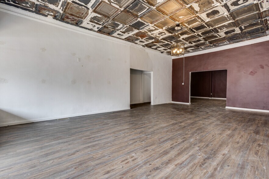 603 E Warrington Ave, Pittsburgh, PA à louer - Photo de l’immeuble – Image 3 sur 22