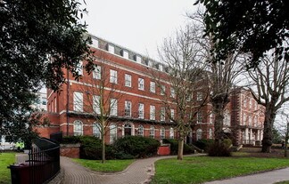 Plus de détails pour Manor Court, Exeter - Bureau à louer