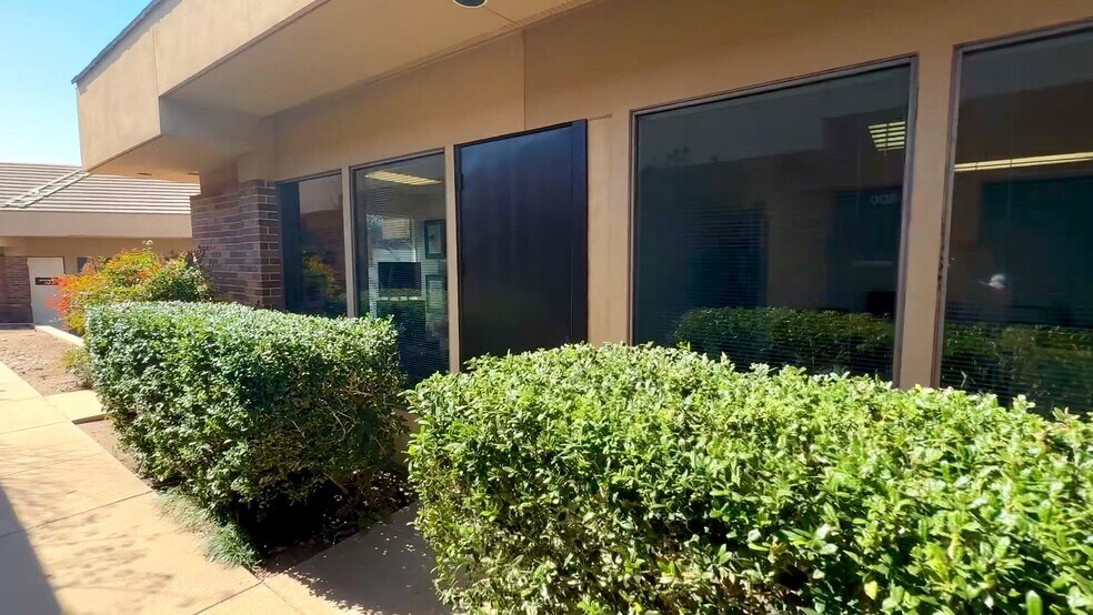 8850 Business Park Dr, Austin, TX à vendre - Vidéo sur l’annonce professionnelle – Image 2 sur 14