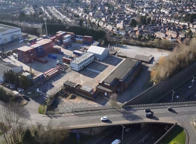 Cakemore Rd, Rowley Regis à louer - Photo de l’immeuble – Image 1 sur 2