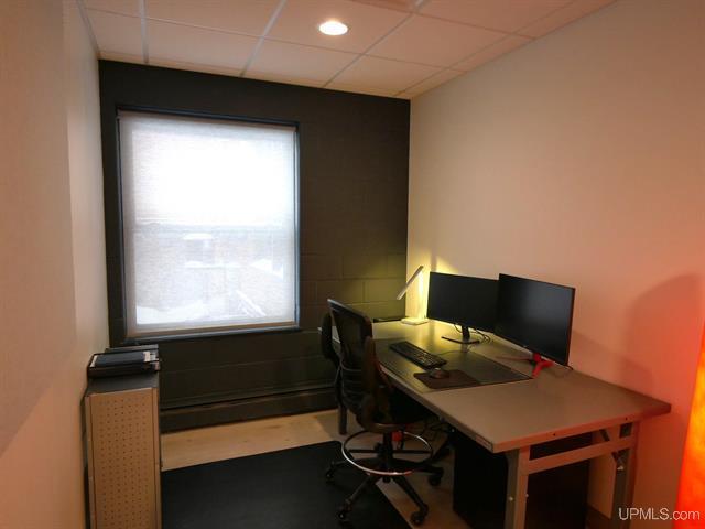 View Photo