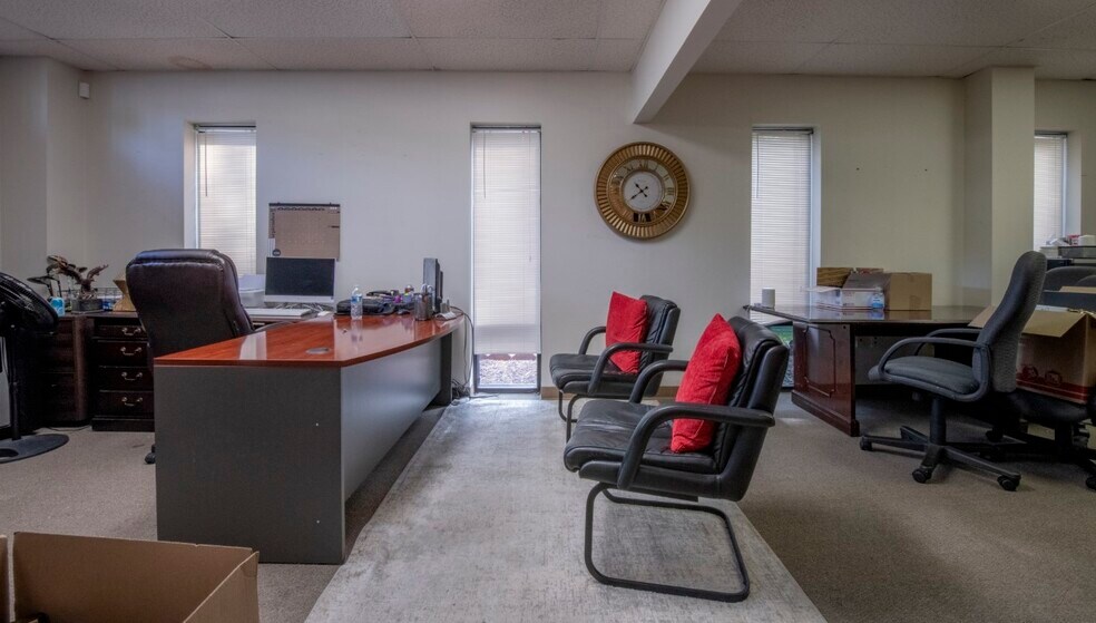 950 Mack Todd Rd, Zebulon, NC à vendre - Photo intérieure – Image 3 sur 7