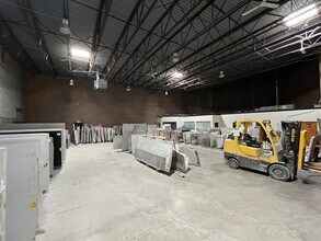 108 Clematis Ave, Waltham, MA à louer Photo intérieure– Image 2 sur 11