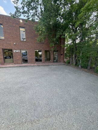 Plus de détails pour 2141 Henderson Hwy, Winnipeg, MB - Bureau à louer