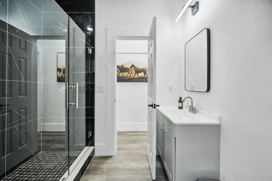 806 E Chelsea St, Tampa, FL à vendre - Photo de l’immeuble – Image 3 sur 22