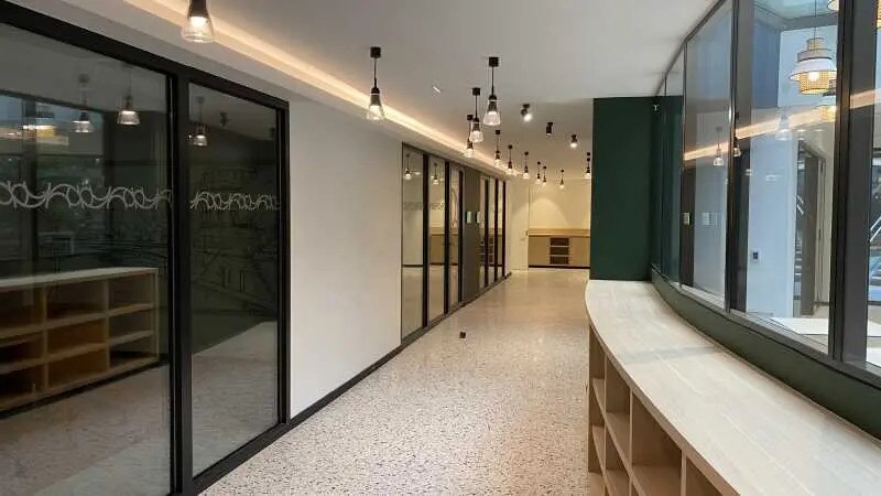 155-159 Rue Anatole France, Levallois-Perret à louer - Photo de l’immeuble – Image 2 sur 7