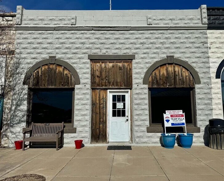 218 Main St, Coldwater, KS à vendre - Photo principale – Image 1 sur 11