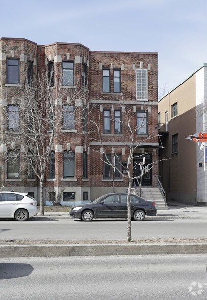 389 Boul Saint-Joseph E, Montréal, QC à louer - Photo de l’immeuble – Image 2 sur 2