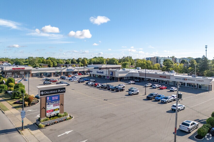Delaware Place Plaza portefeuille de 4 biens à vendre sur LoopNet.fr - Photo de l’immeuble – Image 2 sur 12
