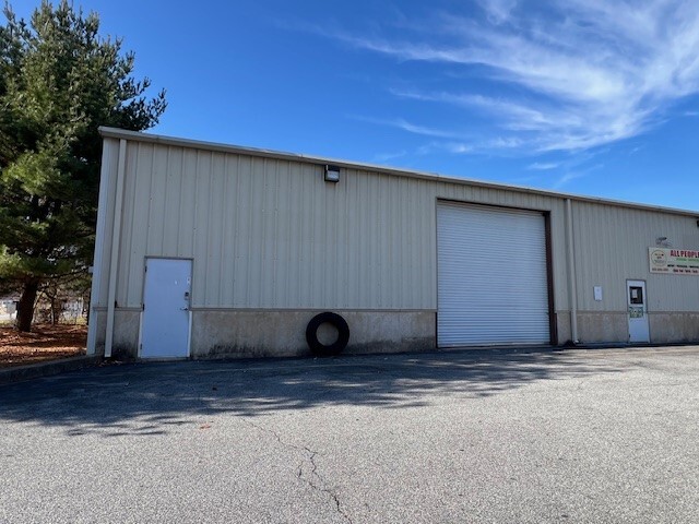 62 Albe Dr, Newark, DE à louer - Photo de l’immeuble – Image 1 sur 5