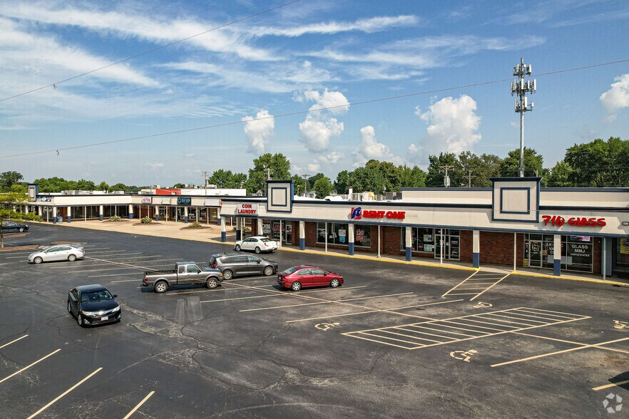 2001-3141 Campus Dr, Saint Charles, MO à louer - Photo de l’immeuble – Image 1 sur 4
