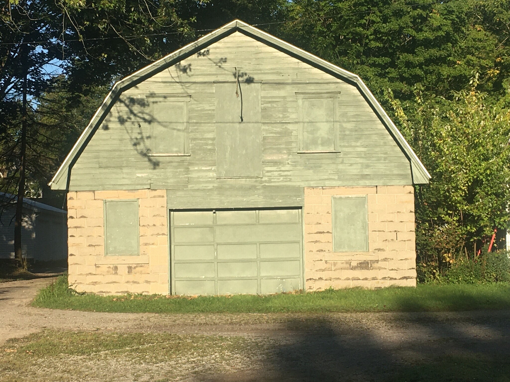 226 Jackson St, Grove City, PA à louer Photo de l’immeuble– Image 1 sur 3