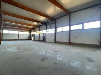 Plus de détails pour 5 Rue Des Créts, Bourg-en-Bresse - Industriel/Logistique à vendre