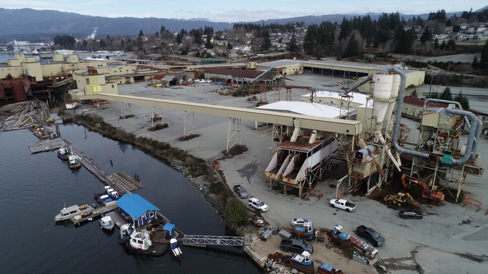 2500 1st Av, Port Alberni, BC à louer - Photo de l’immeuble – Image 3 sur 6