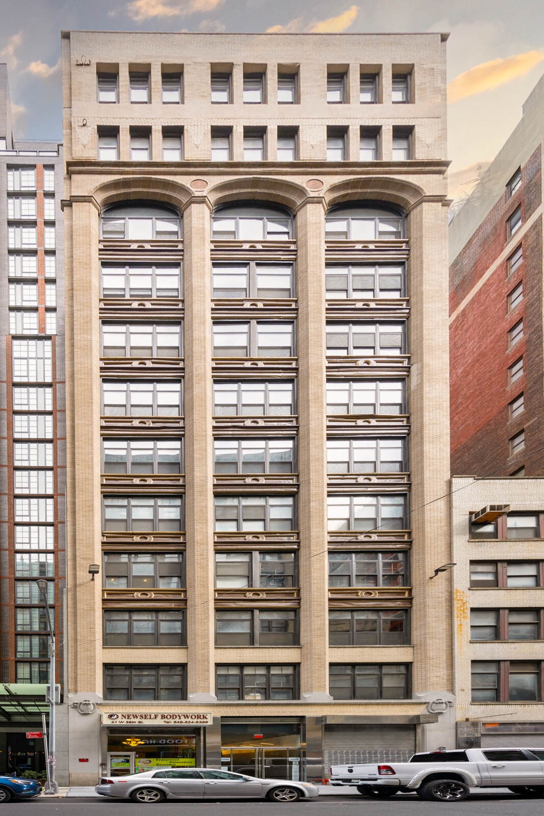 39-41 W 38th St, New York, NY à louer Photo principale– Image 1 sur 12
