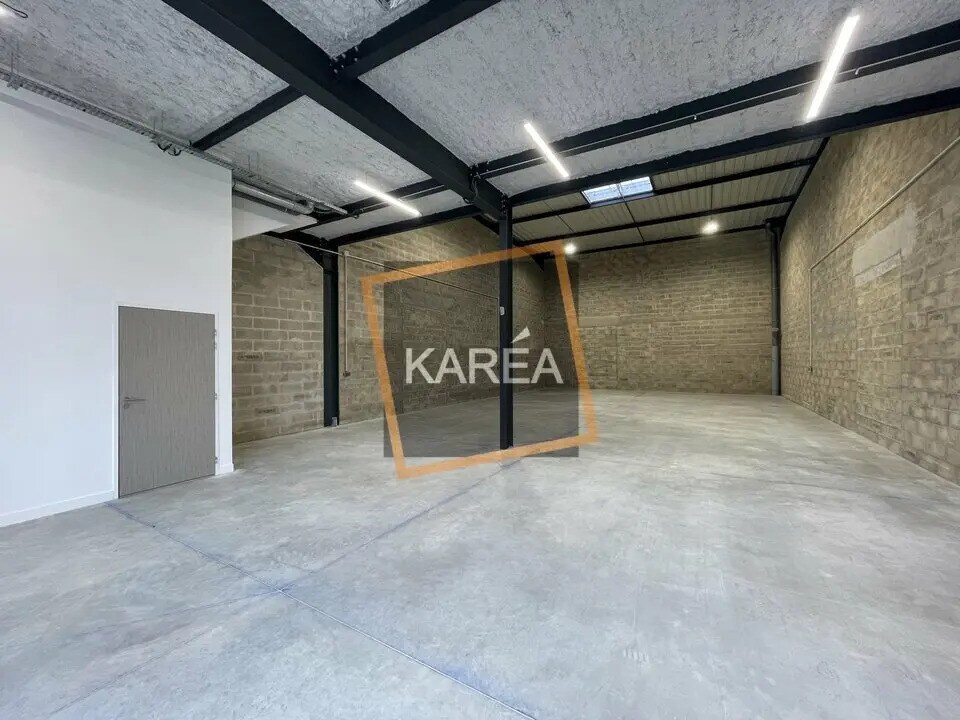 Local d’activités dans Lieusaint à louer Photo intérieure– Image 1 sur 6