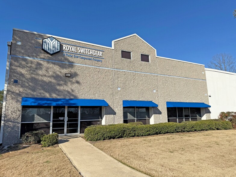 3995 Pine Ln SE, Bessemer, AL à louer - Photo principale – Image 1 sur 11