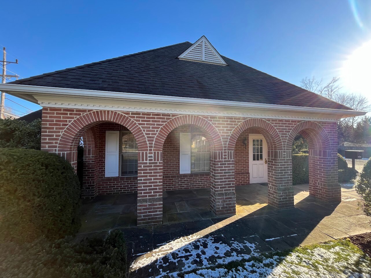 108 Avenue of Two Rivers, Rumson, NJ à vendre Photo principale– Image 1 sur 3