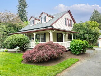 Plus de détails pour 654 W Main St, Monroe, WA - Bureau à vendre