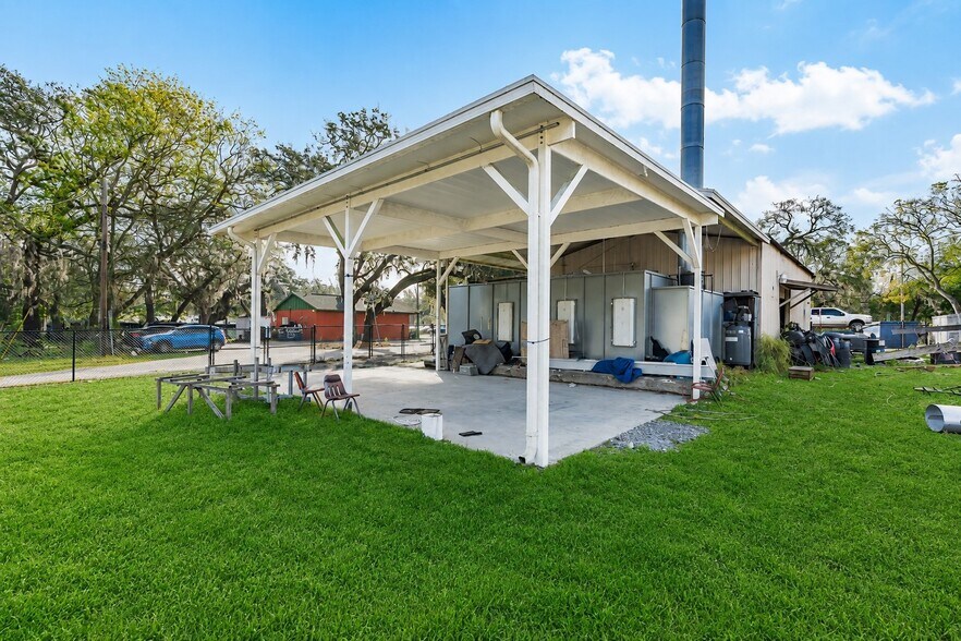 10 Barry Ave, Mascotte, FL à vendre - Photo de l’immeuble – Image 2 sur 11