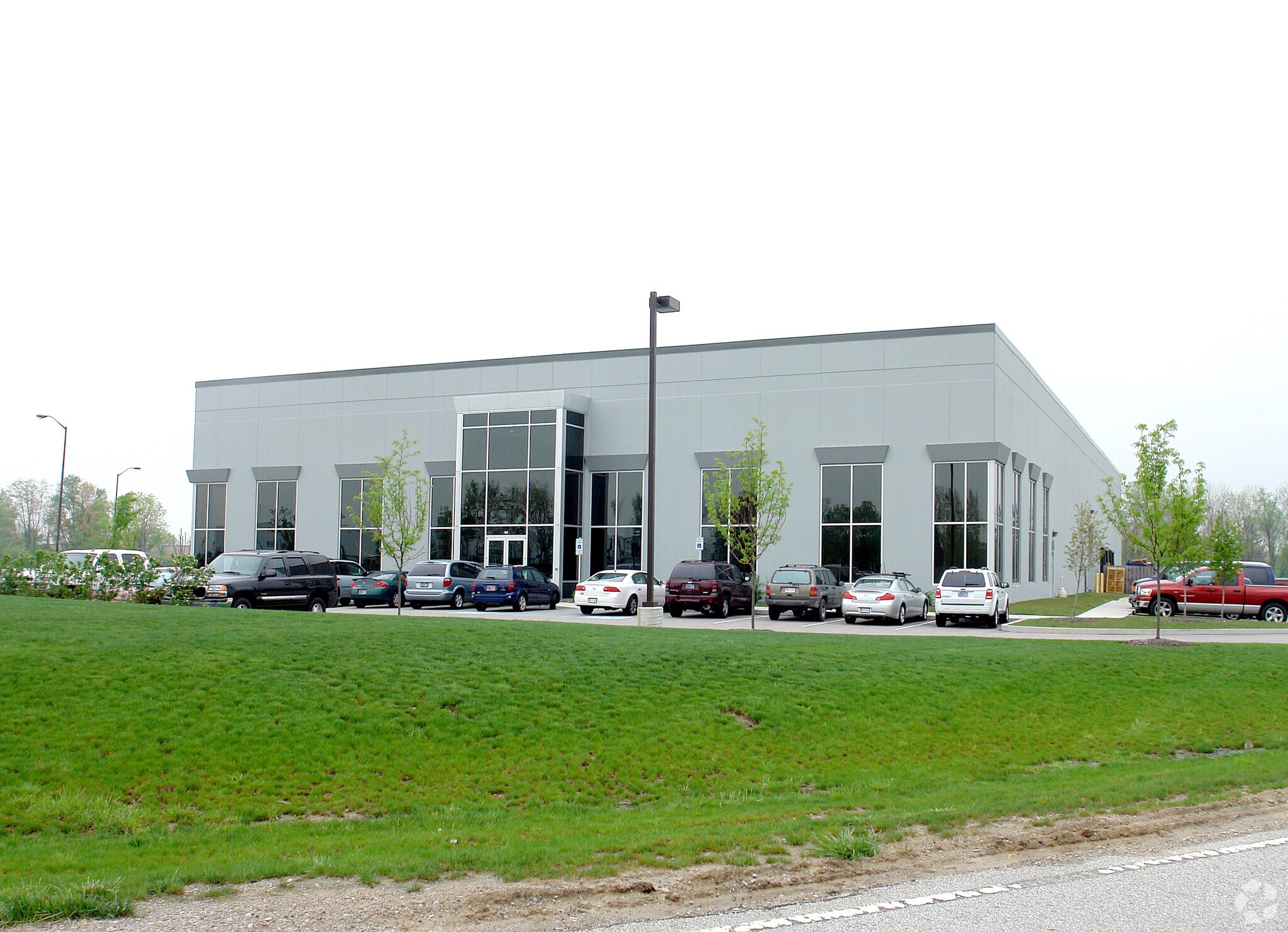 5905 Decatur Blvd, Indianapolis, IN à vendre Photo principale– Image 1 sur 8