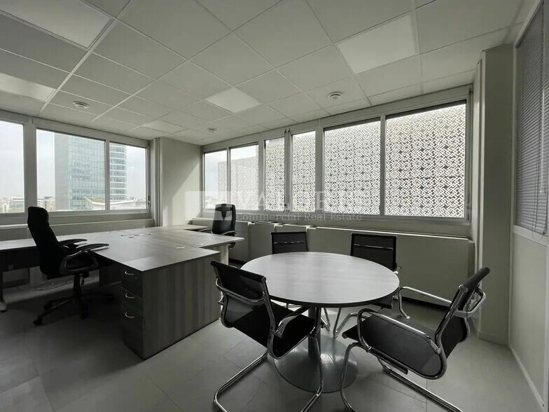 Bureau dans Lyon à louer - Photo de l’immeuble – Image 3 sur 12