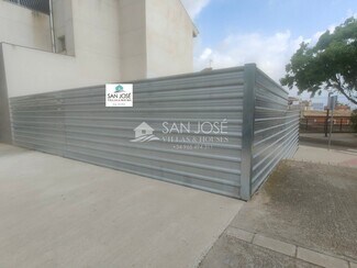 Plus de détails pour Terrain à vendre