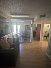 2204 Garnet Ave, San Diego, CA à louer Photo intérieure– Image 2 sur 8