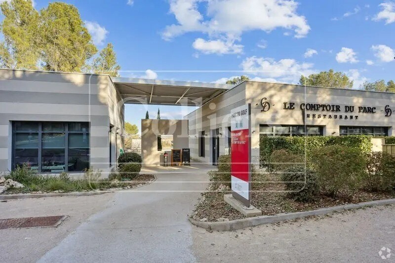 20 Parc du Golf, Aix-en-Provence à louer - Photo principale – Image 2 sur 12
