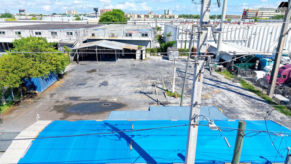 9855 NW 80th Ave, Hialeah Gardens, FL à louer - Aérien – Image 3 sur 15