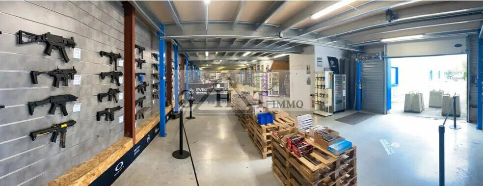 Industriel/Logistique dans Brie-Comte-Robert à louer - Photo de l’immeuble – Image 2 sur 4