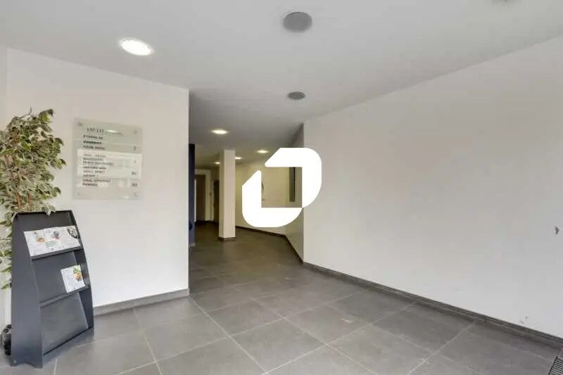 Bureau dans Courbevoie à louer - Photo de l’immeuble – Image 3 sur 12