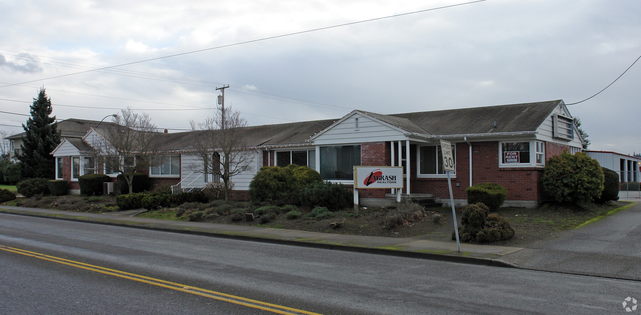 436 2nd St NE, Puyallup, WA à vendre Photo principale– Image 1 sur 3