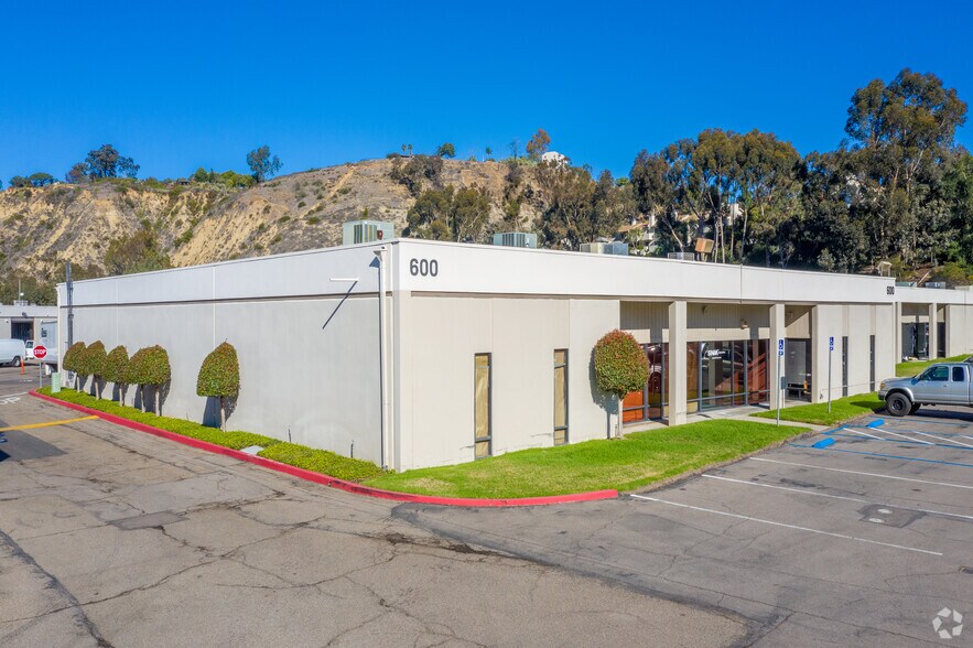 4901 Morena Blvd, San Diego, CA à louer - Photo principale – Image 1 sur 7