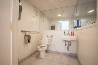 143 W 72nd St, New York, NY à louer Photo intérieure– Image 2 sur 11