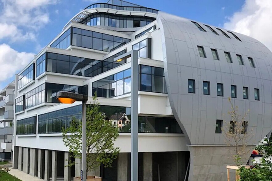 6 Chemin De Malacher, Meylan à vendre - Photo de l’immeuble – Image 3 sur 4