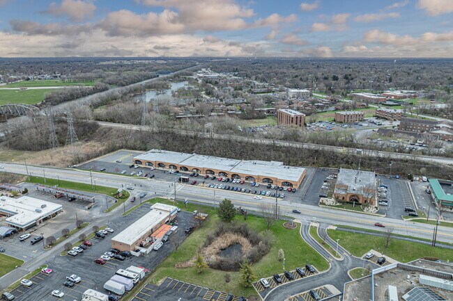 Plus de détails pour 11721-11761 Southwest Hwy, Palos Heights, IL - Différents types d’espaces à louer