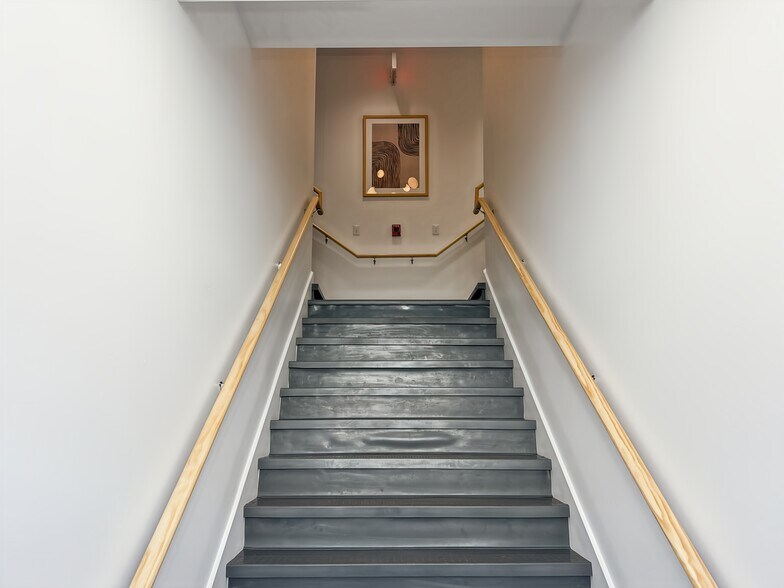 474 N Franklin St, Holbrook, MA à louer - Photo intérieure – Image 3 sur 6