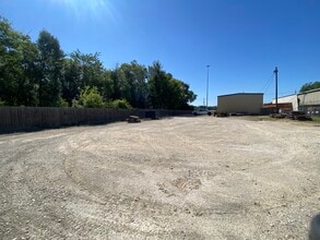 1930 W Cardinal Dr, Beaumont, TX à louer Photo intérieure– Image 1 sur 5