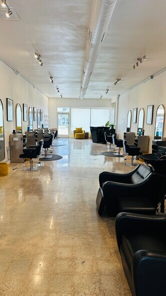 5701-5707 La Jolla Blvd, La Jolla, CA à louer - Photo de l’immeuble – Image 3 sur 13