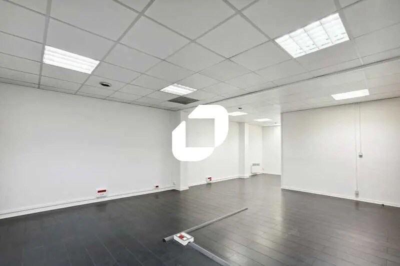 45-47 Avenue Carnot, Cachan à louer - Photo de l’immeuble – Image 2 sur 13