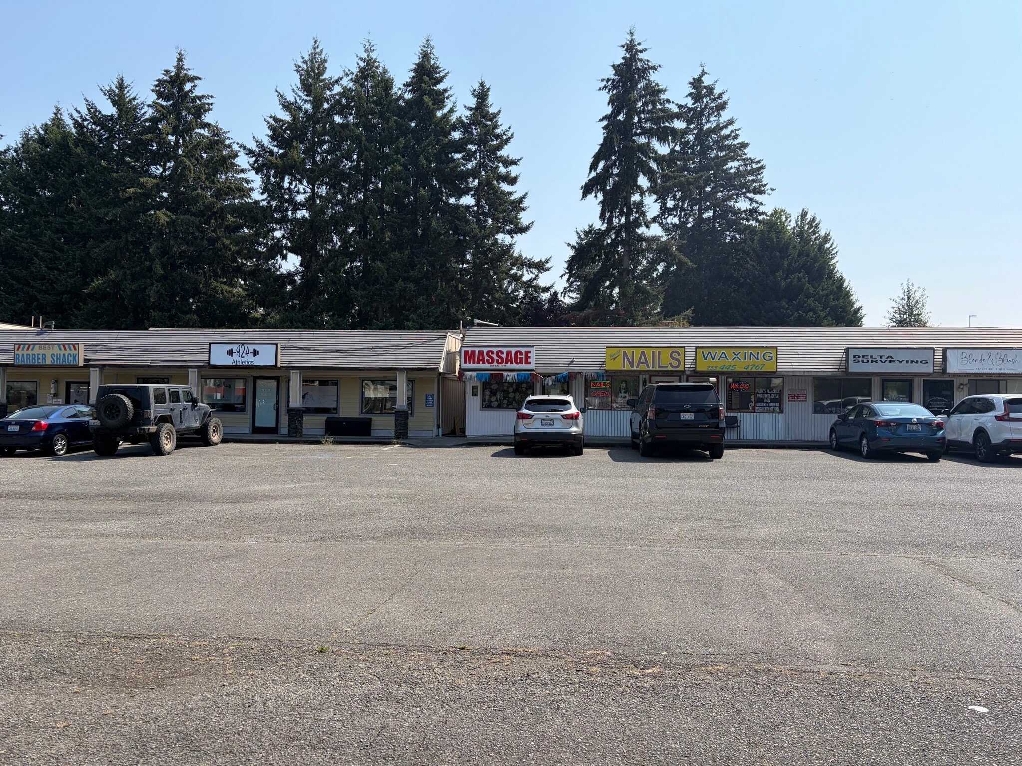15317 Meridian Ave E, Puyallup, WA à louer Photo de l’immeuble– Image 1 sur 15
