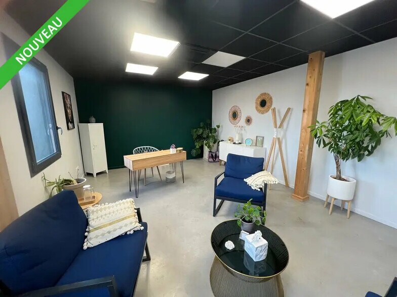 Bureau dans Valence à vendre - Photo de l’immeuble – Image 2 sur 11